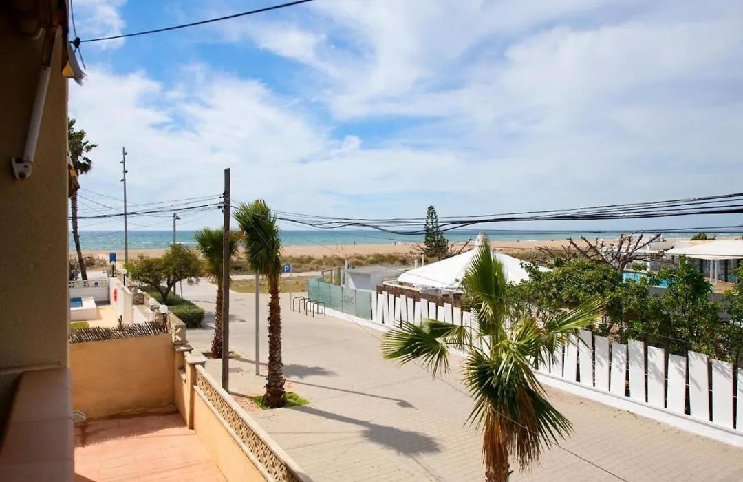 Appartamento Marplana Castelldefels Esterno foto